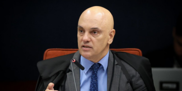 'Financial Times' inclui Moraes entre as 25 pessoas mais influentes do ano, na categoria 'heróis'