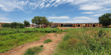 Tiroteio em bar clandestino deixa 11 mortos, incluindo três crianças, perto da capital da África do Sul