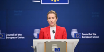 UE minimiza alerta do governo Trump sobre 'extinção civilizacional' na Europa