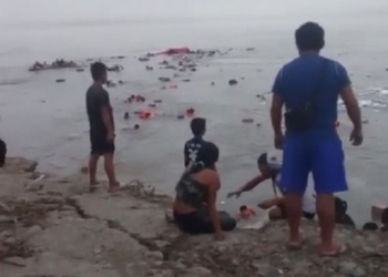 Deslizamento afunda barcos de passageiros e deixa 12 mortos no Peru