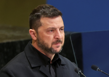 Zelensky se diz pronto para realizar eleições na Ucrânia, meses após ser chamado de 'ditador' por Trump