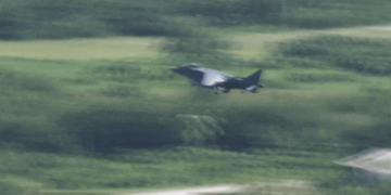 VÍDEO mostra EUA fazendo exercícios e acionando aeronaves militares no Caribe