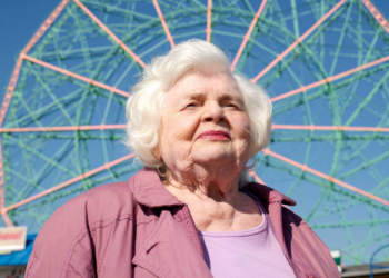 Scarlett Johansson teve filme quase cancelado ao se negar a cortar trama de Holocausto