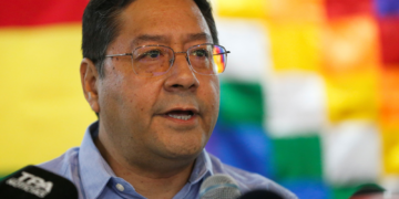 Ex-presidente da Bolívia Luis Arce é preso em La Paz acusado de corrupção