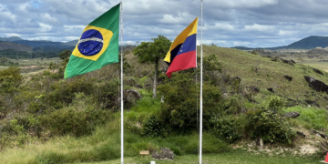 Venezuelanos que chegam ao Brasil temem conflito com os EUA, mas preocupação ainda é 'pão de cada dia'