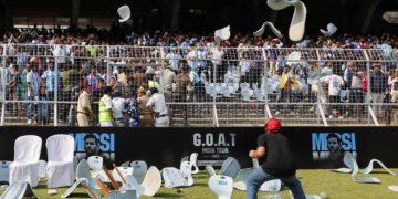 Polícia prende organizador de evento com Messi após tumulto em estádio na Índia