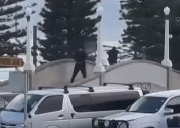 Ataque a tiros em praia na Austrália deixa ao menos 10 mortos; 2 suspeitos são presos