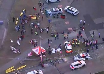 Vítimas de atentado terrorista na Austrália tinham entre 10 e 87 anos, diz polícia