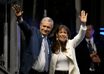 Kast adota o tom conciliador e reduz expectativas sobre mudanças radicais no Chile