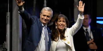 Kast adota o tom conciliador e reduz expectativas sobre mudanças radicais no Chile