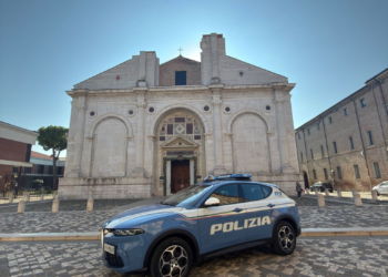 Polícia italiana prende 384 pessoas e apreende 1,4 tonelada de drogas em operação; 166 presos são estrangeiros