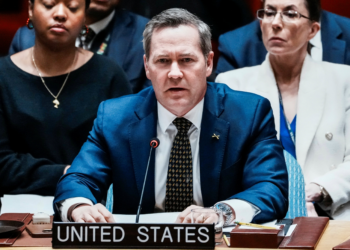 Governo Trump irá aplicar sanções para privar Maduro de recursos para seguir no poder, diz enviado dos EUA na ONU