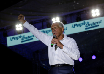 Candidato apoiado por Trump é eleito em Honduras após atrasos e pleito contestado