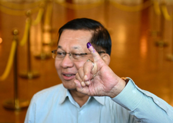 Chefe da junta militar de Mianmar diz que eleições são 'livres e justas'