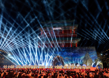 Ano Novo 2026: veja FOTOS e VÍDEOS das festas de réveillon pelo mundo