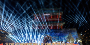 Ano Novo 2026: veja FOTOS e VÍDEOS das festas de réveillon pelo mundo