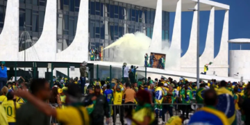 Justiça argentina decide pela extradição de brasileiros condenados por invasão no 8 de Janeiro