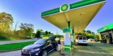 Agradeça aos combustíveis fósseis: eles ainda movem sua vida