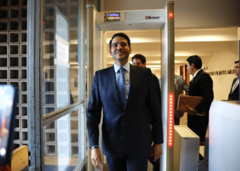 Messias indica visão conservadora sobre aborto e aval a emendas para virar votos de senadores