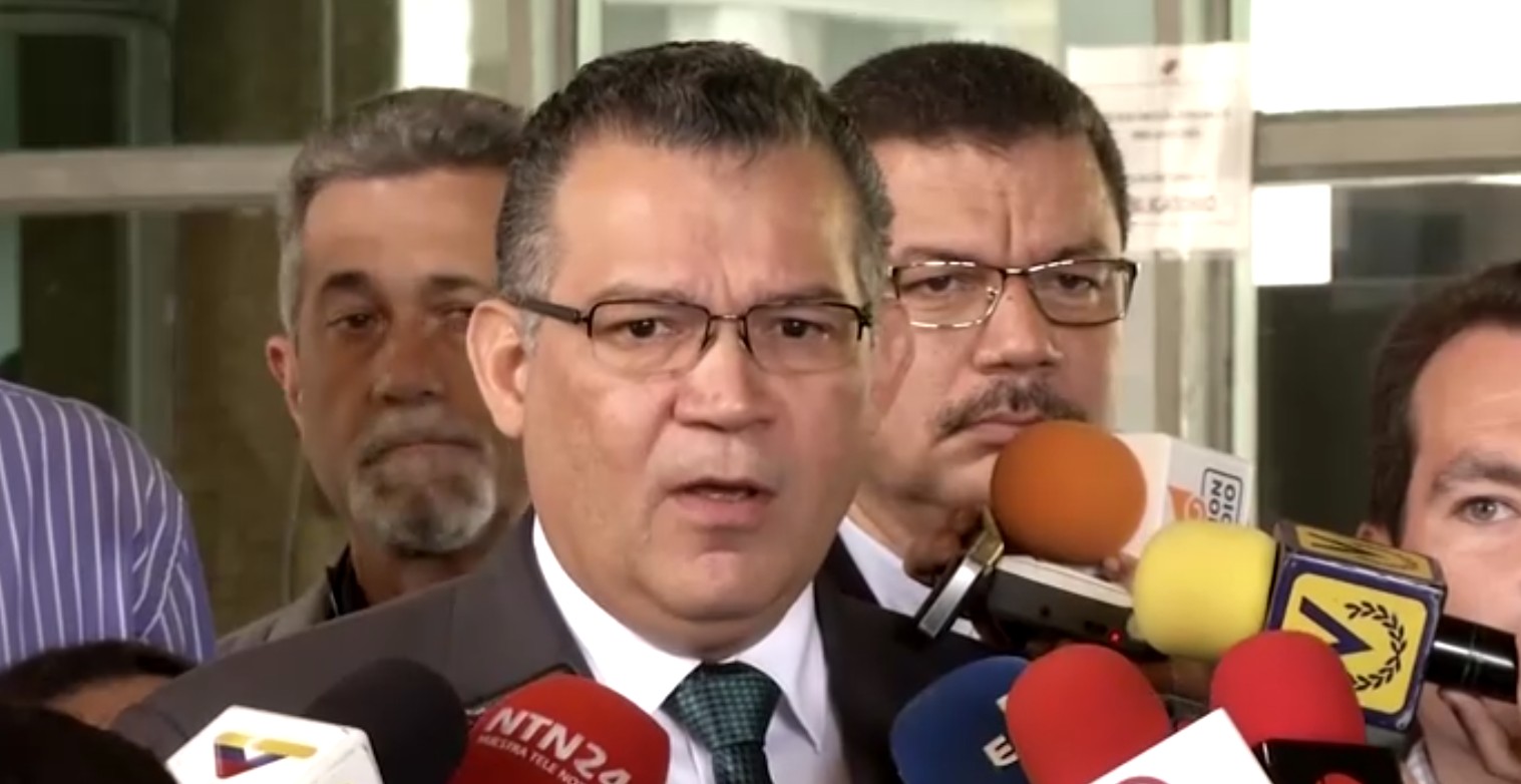 Venezuela liberta ex-candidato à presidência Enrique Márquez
