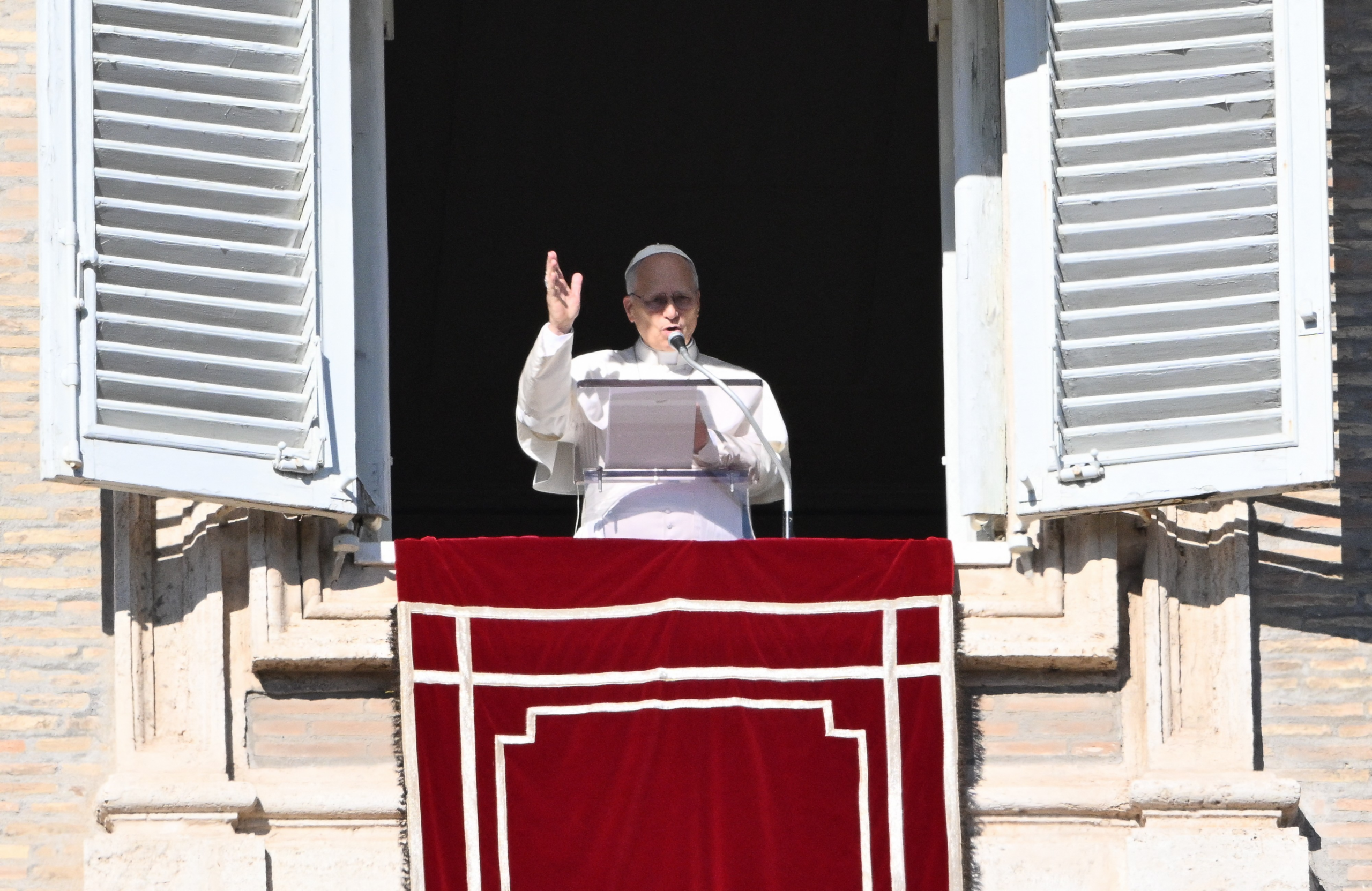 Papa Leão XIV pede por diálogo e paz no Irã e na Síria