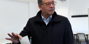 Portugal terá 2º turno na eleição presidencial pela primeira vez em 40 anos, com esquerda e extrema direita