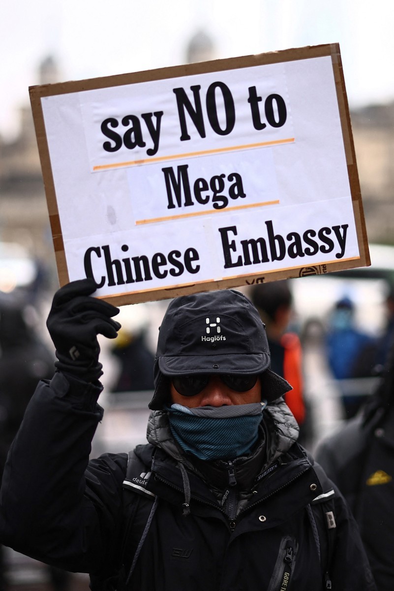 Reino Unido aprova planos para embaixada chinesa em Londres, apesar de forte oposição