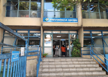 Agências do INSS vão abrir no fim de semana antes de suspender os serviços