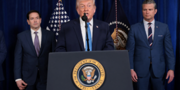 Parlamentares democratas acusam Trump de enganar Congresso antes de ofensiva contra a Venezuela