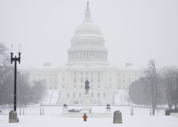 Tempestade de inverno histórica deixa 13 mortos nos EUA