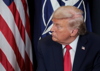 Governo Trump é processado por 2 mortes em ataque a barco na costa da Venezuela