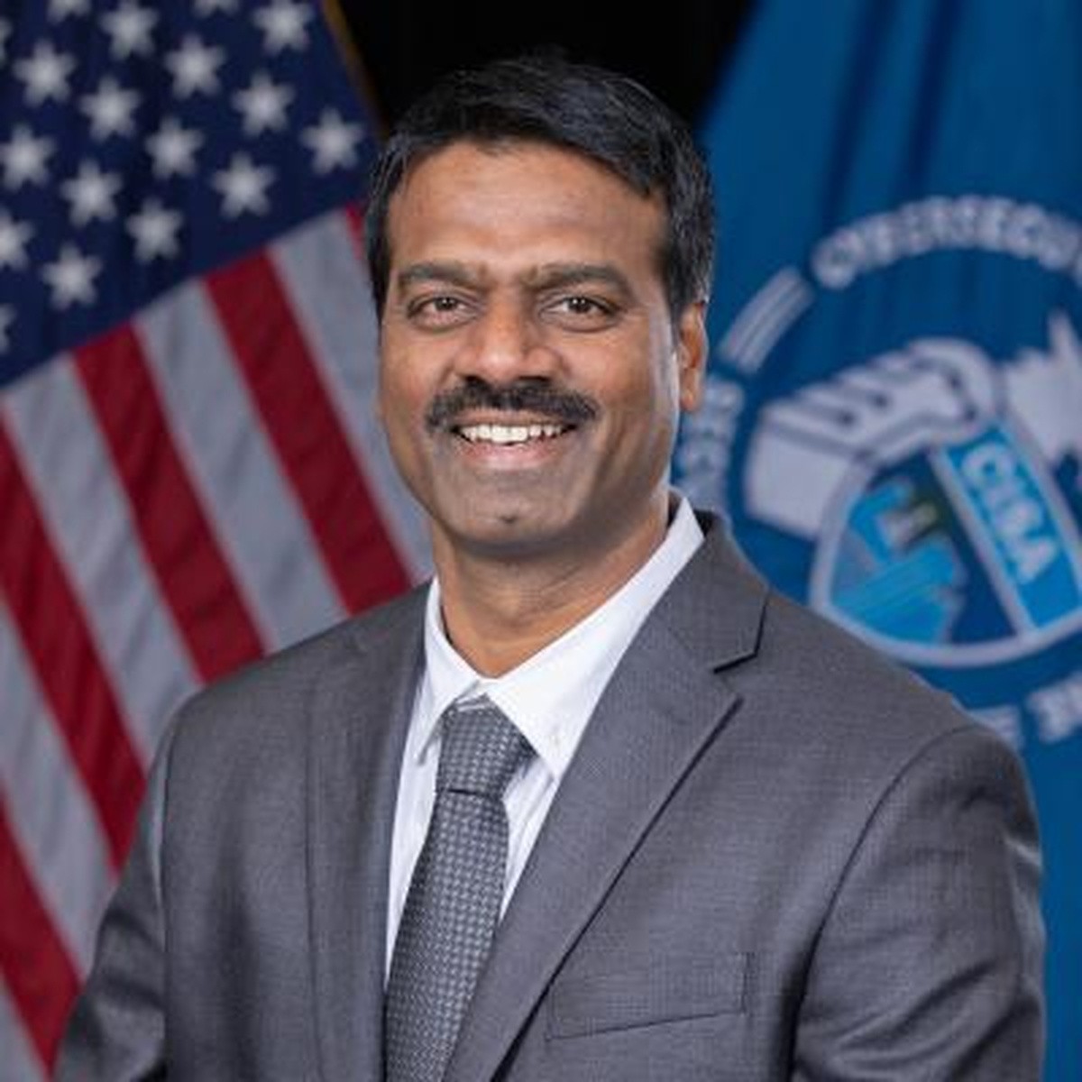 Chefe de cibersegurança de Trump compartilhou documentos sigilosos com o ChatGPT, diz site