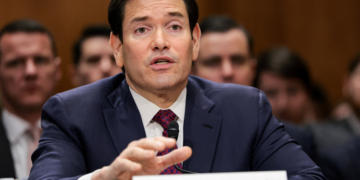 Rubio diz EUA dividiram com a Venezuela dinheiro da 1ª venda de petróleo venezuelano