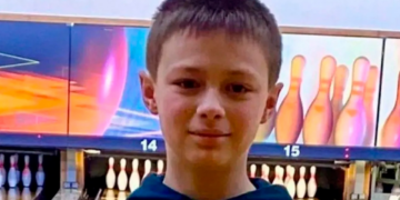 Adolescente de 15 anos confessa assassinato de menino de 12 no Reino Unido