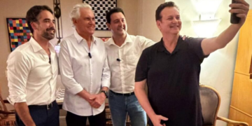 O centro em 2026: a fadiga da polarização e a tentação do CEO