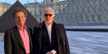 França abre investigação contra ex-ministro envolvido em arquivos Epstein