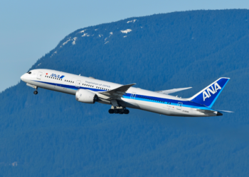 Companhia lançará classe executiva com cabine privativa e assento-cama no Japão; veja imagens