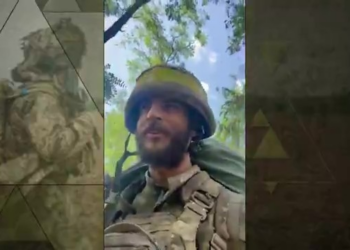 Brasileiro vai à guerra da Ucrânia atrás de 'adrenalina', passa fome, perde 28kg, vê amigo morrer e foge do próprio exército