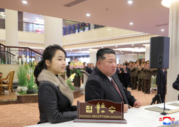 Kim Jong-un já posiciona filha para sucedê-lo, diz agência de espionagem de Seul