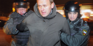 Alexei Navalny, opositor de Putin, morreu envenenado com toxina de rã em prisão russa, dizem países europeus