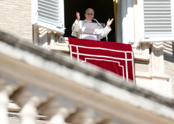 Papa pede 'jejum' de palavras ofensivas nas redes sociais e na política durante a Quaresma