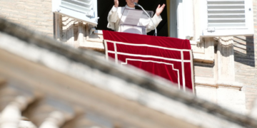 Papa pede 'jejum' de palavras ofensivas nas redes sociais e na política durante a Quaresma