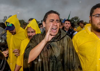 Protesto expõe atrito entre Nikolas e ala bolsonarista que evita 'Fora, Toffoli'