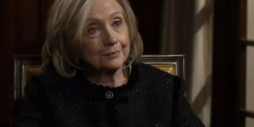 Em entrevista à BBC, Hillary Clinton acusa governo Trump de encobrir arquivos de Epstein