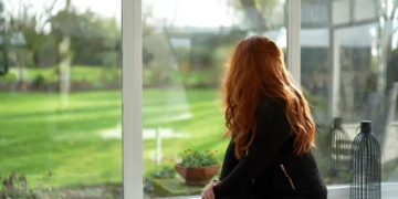 'Passava de um homem para outro todas as noites': as gangues que exploram sexualmente adolescentes em Londres