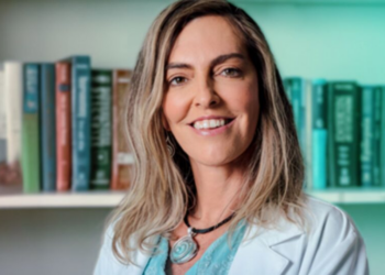 Quem é Tatiana Sampaio, a pesquisadora brasileira que tenta curar a paraplegia 