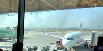 É #FAKE foto de avião em chamas em aeroporto de Guadalajara, no México, após morte do traficante El Mencho; imagem foi manipulada