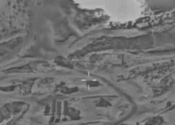 Israel divulga imagens de ataque a alvos no Irã; veja VÍDEO