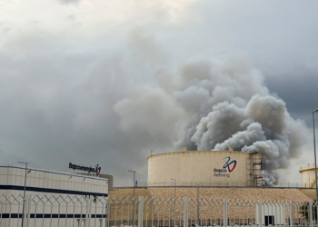 Petróleo dispara com a guerra no Irã, e países da Ásia e Europa adotam plano de emergência; veja lista