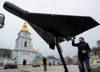 Zelensky diz que 11 países pediram ajuda à Ucrânia para combater drones do Irã